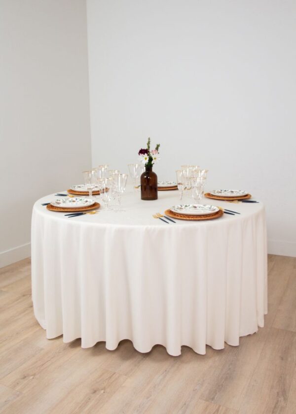 Cottonese Ivory 120" Round - Image 3