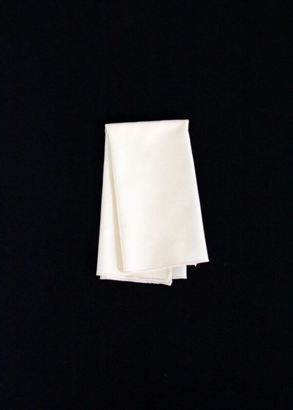 Cottonese Ivory 120" Round - Image 4