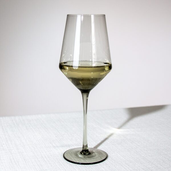 Pure Smoke White Wine Glass